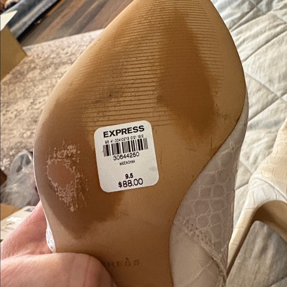 Express Croc-Embossed Heeled Boots in Cream - Picture 5 of 5